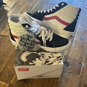 Vans Men's Black and Pink High-Top Sneakers